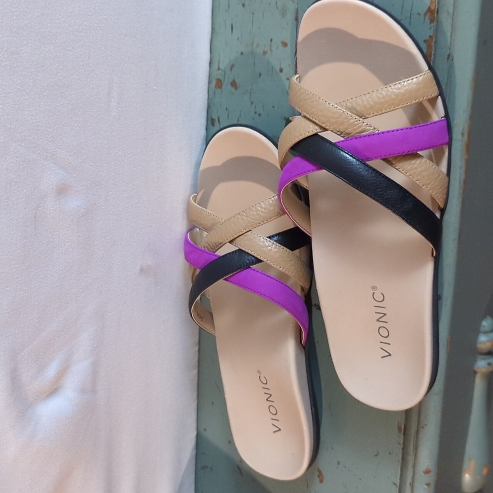Vionic Dava Slide Sandals new